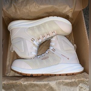 Cream Keen Utility Shoes Size 8